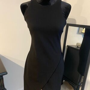 Elegant Black Sleeveless Dress